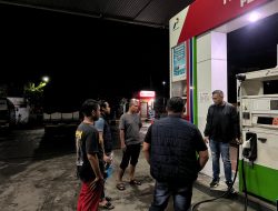 Dugaan BBM Pertalite Tercampur Air, Satreskrim Polres Lamongan Gerak Cepat Tengah Malam ke SPBU Banaran Babat