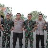 Kapolres Lamongan Perkuat Sinergitas TNI–Polri, Kunjungi Yonif TP 887/KJM dan Tinjau Lokasi TMMD