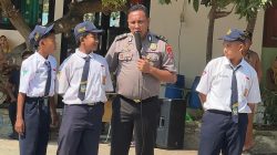 Ajak Pelajar Bijak Bermedia Sosial, Polres Lamongan Gelar Pembina Upacara Serentak